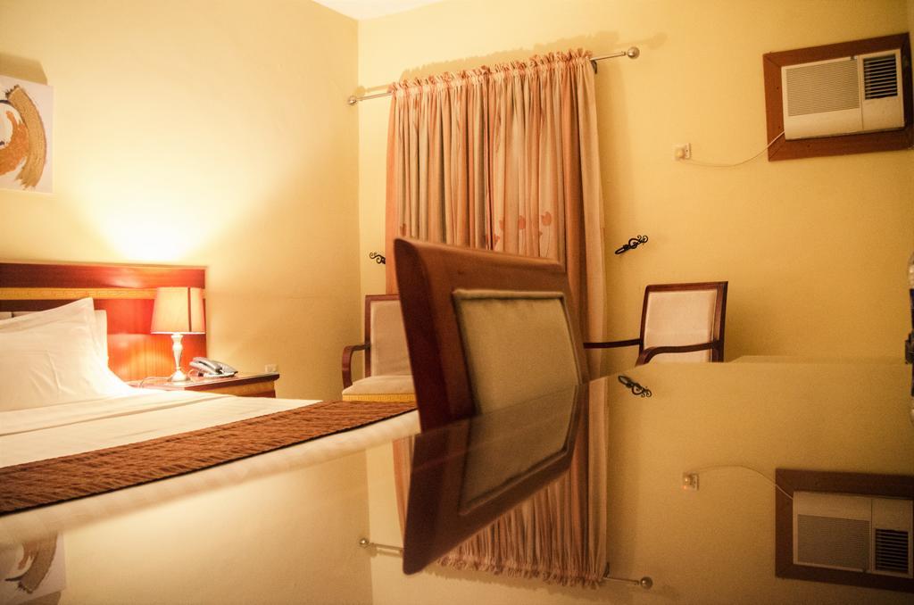 Hotel Rosebud Abuja Eksteriør bilde