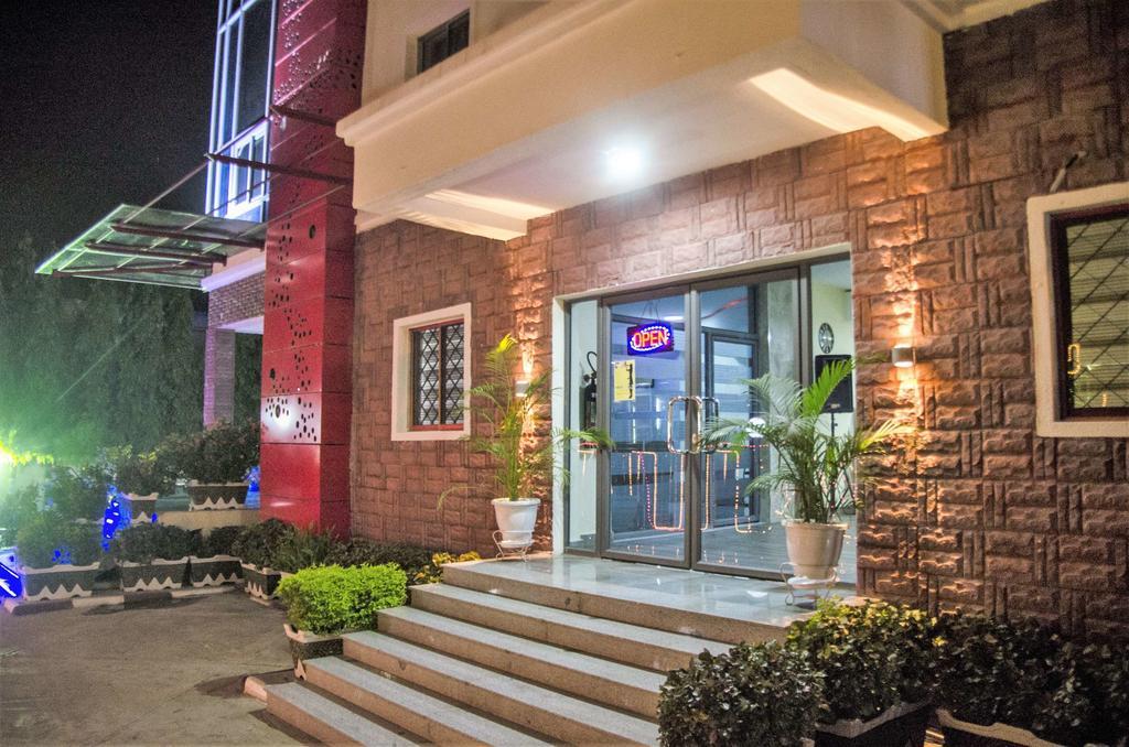Hotel Rosebud Abuja Eksteriør bilde